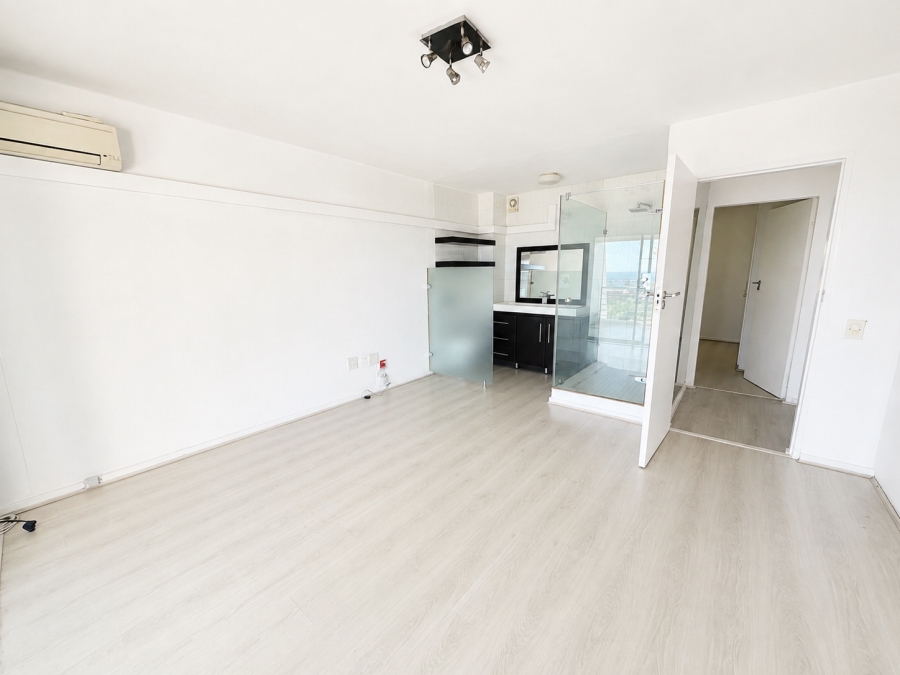 To Let 2 Bedroom Property for Rent in Sea Point Western Cape